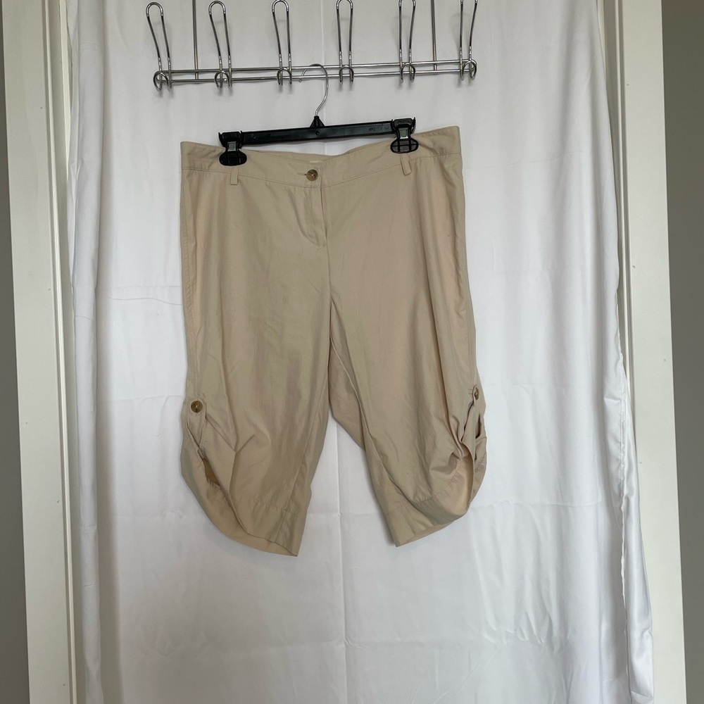 Weatherproof Khaki Shorts Womens Roll Cuff High Rise​​​​​​​​​​​​
